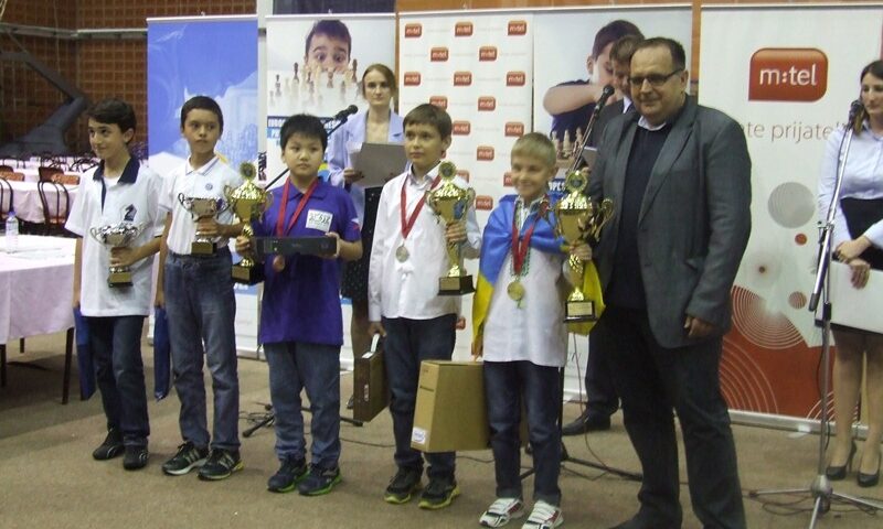 20131008 closing 30 open u12